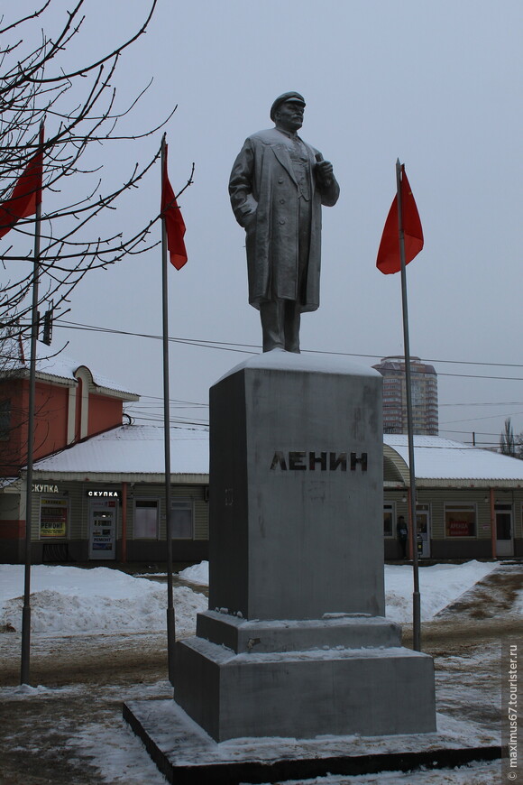 Город, где Маяковский подружился с солнцем