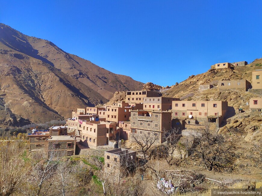 Поездка в горный марокканский поселок Имлиль с остановкой в Марракеше