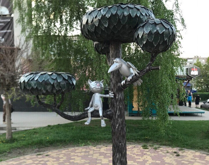 Памятник «Котенок с улицы Лизюкова»