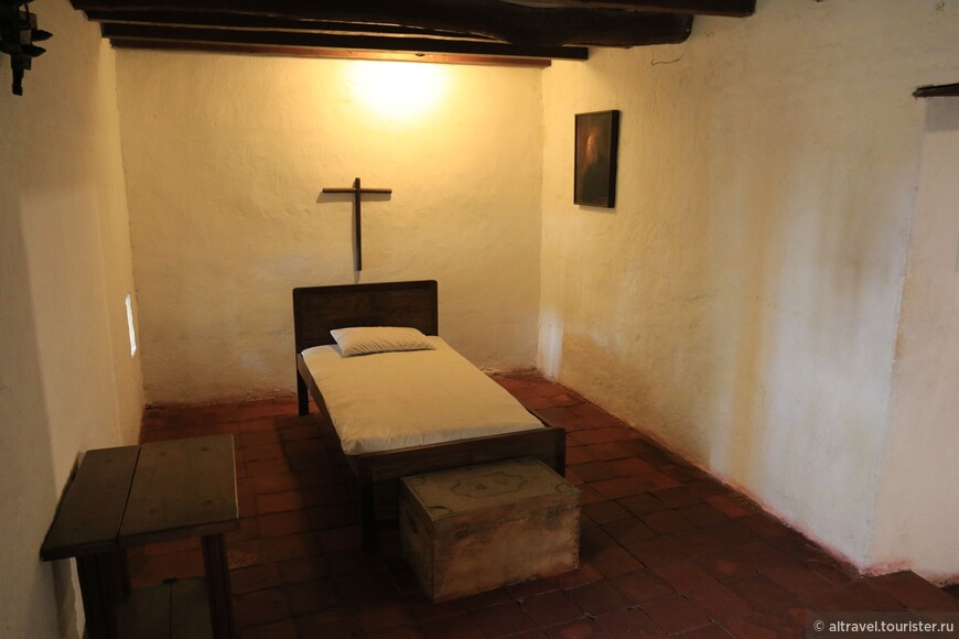 Фото 23. Комната Педро Клавера в монастыре