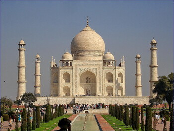 Индия вскоре может открыться для туристов из ряда стран 