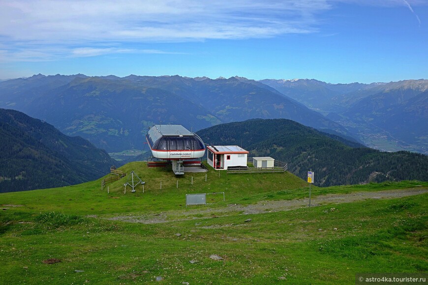 Конечная станция канатной Гольдекбергбан от Шпитталь-на-Драве, поднимающей от 550 до 2059 метров.