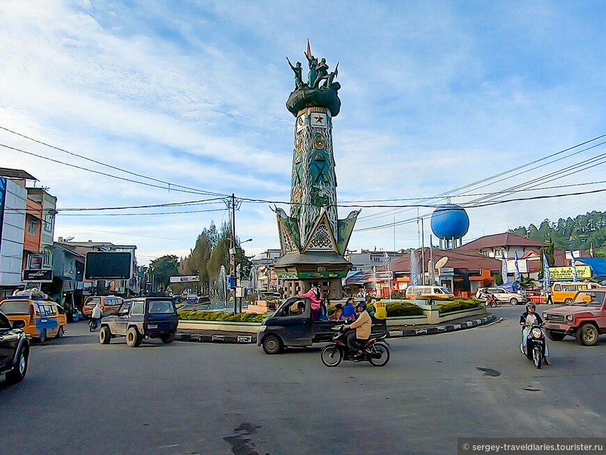 Город Берастаги, Суматра, Индонезия