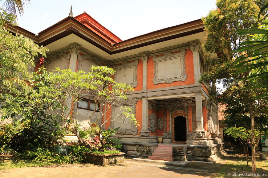 Фото 1. Agung Rai Museum of Art (ARMA)