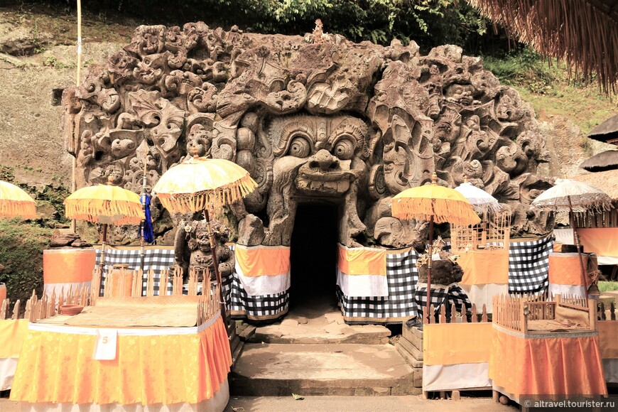 Фото 46. Goa Gajah - Слоновья пещера