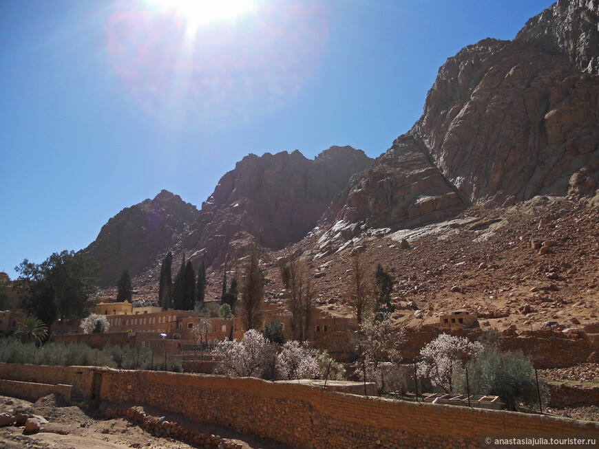 Один из древнейших на Земле — монастырь святой Екатерины на горе Синай 