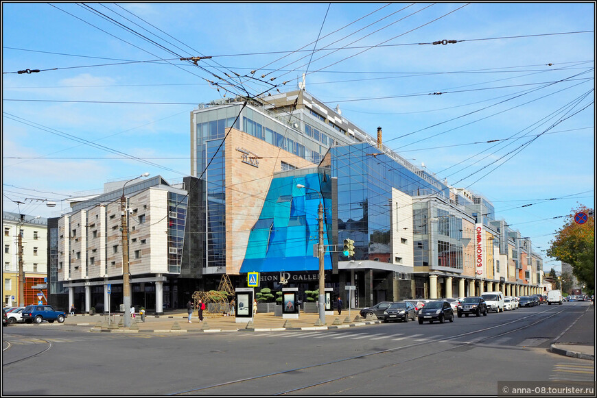 Бизнес-центр «Лобачевский Plaza» и пристроенный к нему торговый центр LP Fashion Gallery