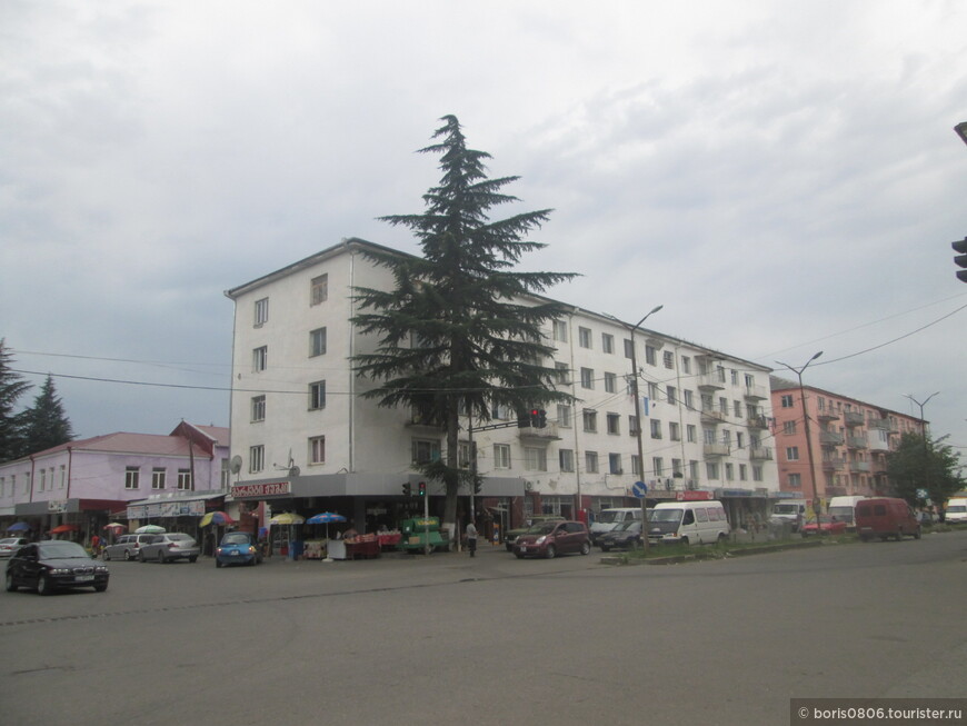 Поездка в Хони — транзитный и неприметный город