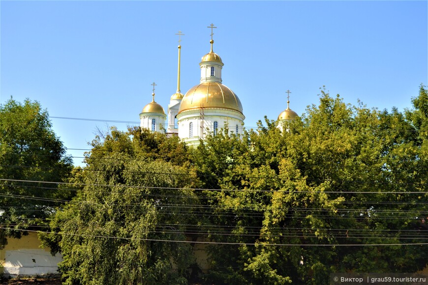 Прогулка вокруг Спасского кафедрального собора во времени и пространстве