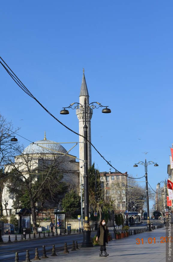 Покажите мне Стамбул без гостей, в безмолвии улиц и пустоте площадей...