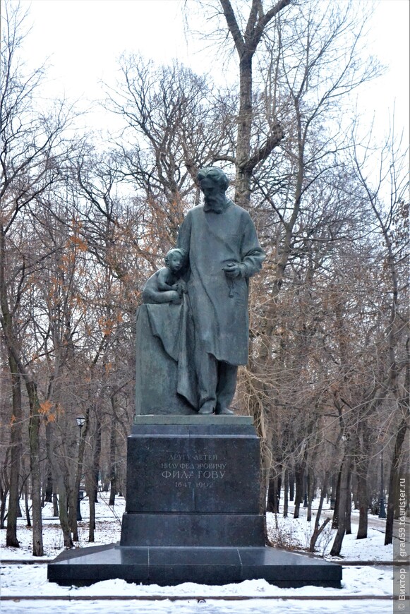 И дольше века длится день в Москве. Часть 1. Утро, начавшееся в монастыре и продолжившееся под знаком Эскулапа