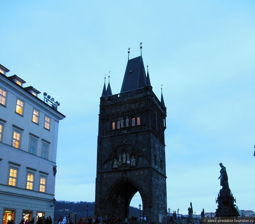 Памятник великому королю Карлу IV в Праге