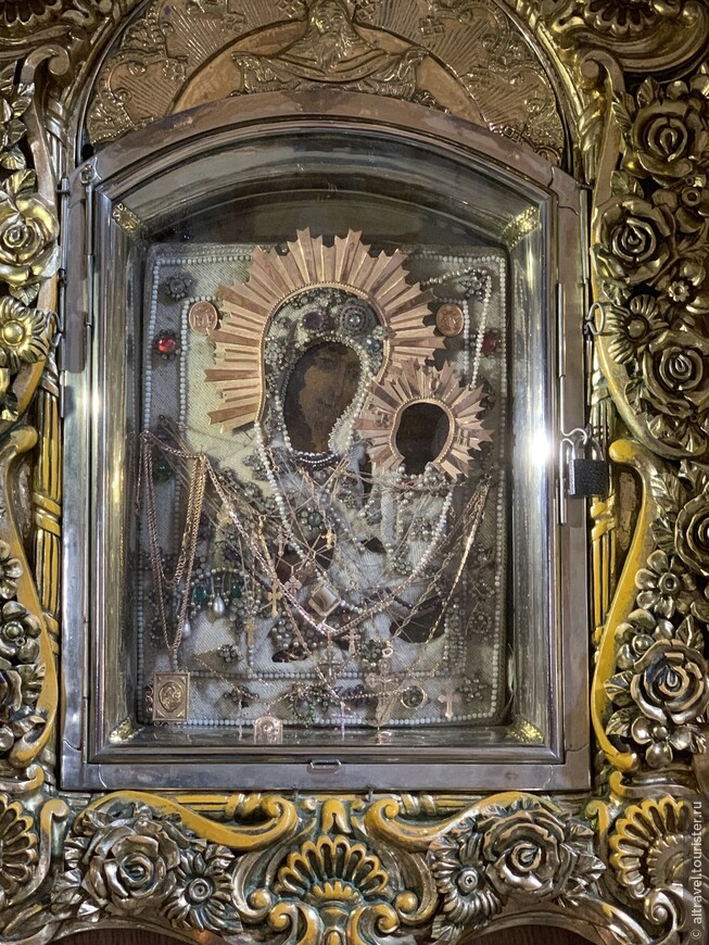 Фото 3. Главная святыня монастыря - Грузинская икона Божией Матери
