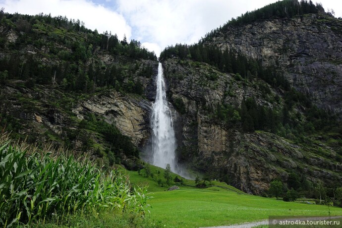 Водопад Fallbach высотой 200 метров, самый высокий в Европе водопад свободного падения.