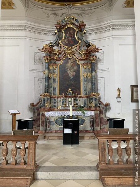 Церковь святого Мартина — место хранения реликвии — части креста Иисуса
