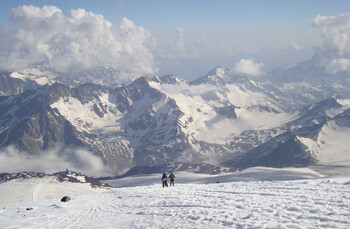 Двое альпинистов из Москвы пропали на Эльбрусе