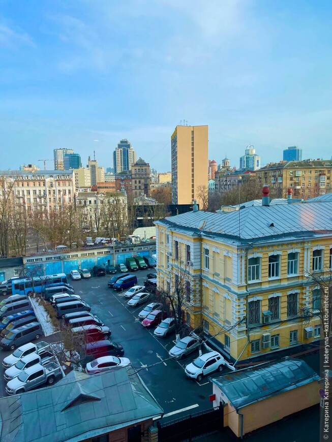 Путешествие по Киеву — красивый город в период локдауна