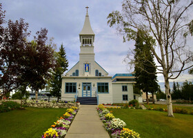 Церковь Непорочного Зачатия - первая римско-католическая церковь, возведенная на Аляске. 1904 г.