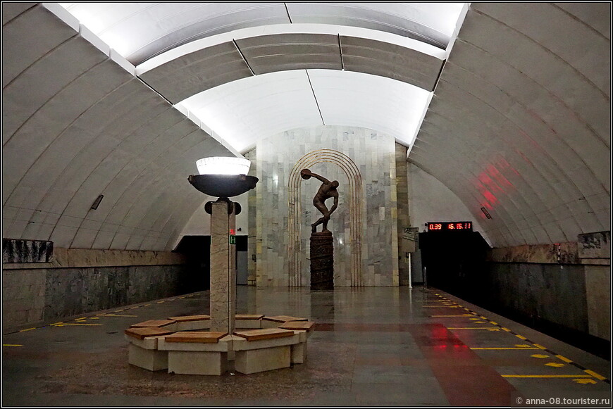 Прогулка по маршруту метро Екатеринбурга