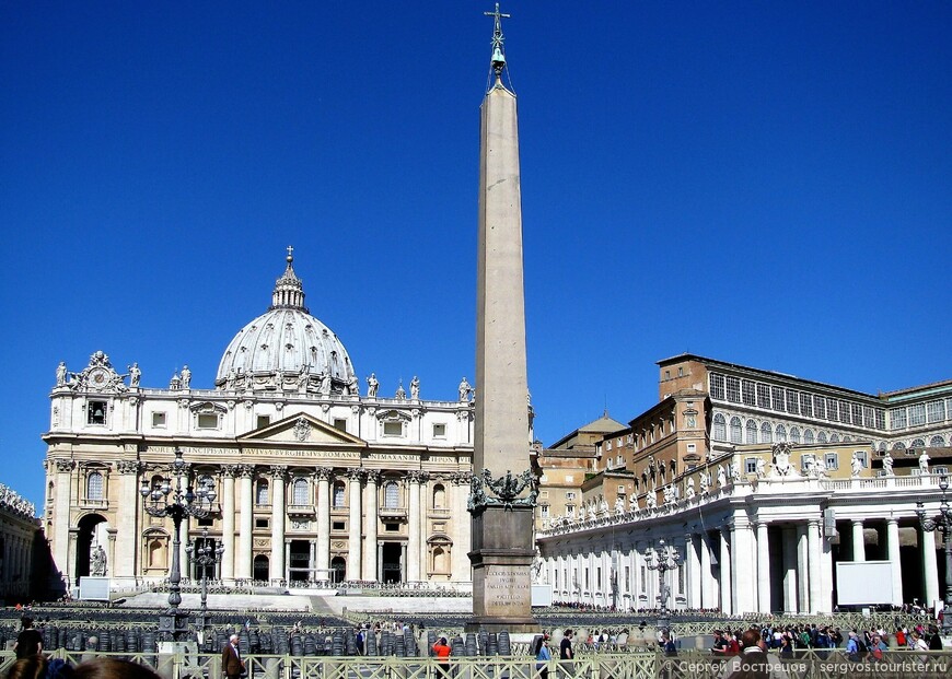Собор и площадь Св. Петра в Ватикане. Фото автора, май 2014 г.
