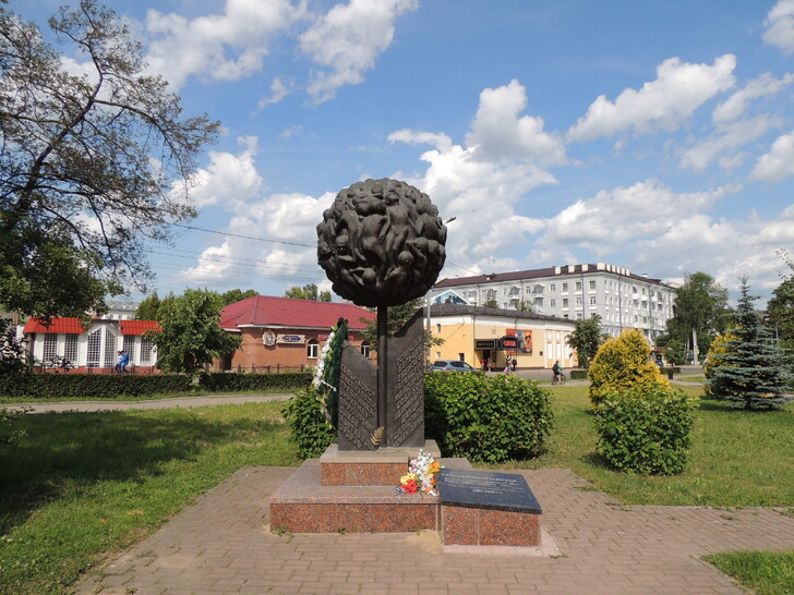 Мемориал «Опаленный цветок»