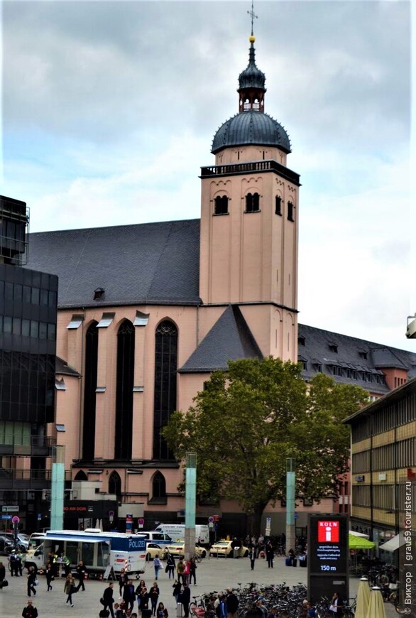 Единственная большая церковь в центре Кёльна в стиле барокко