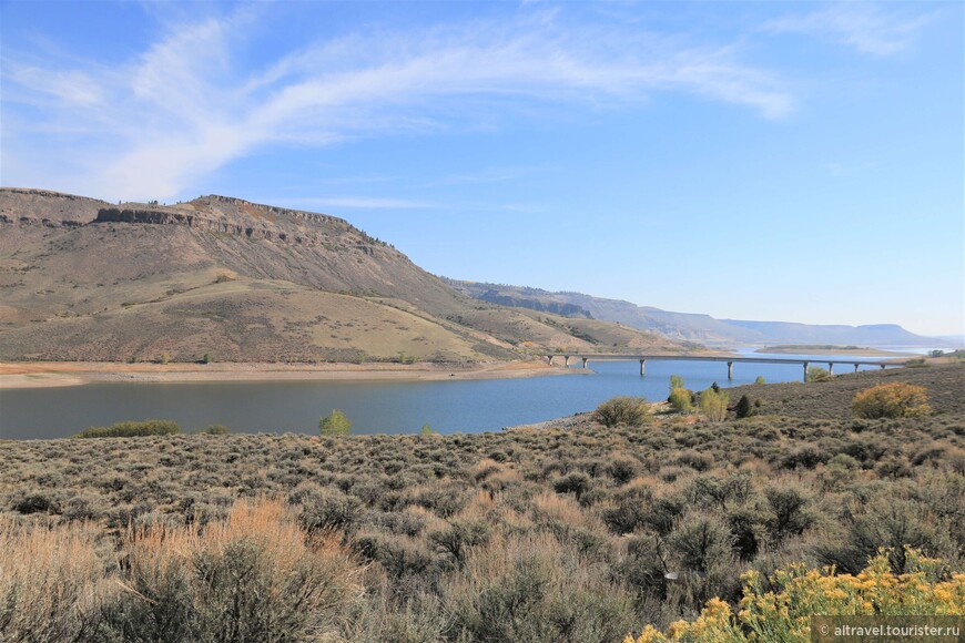 Фото 30. Мост через водохранилище Blue Mesa