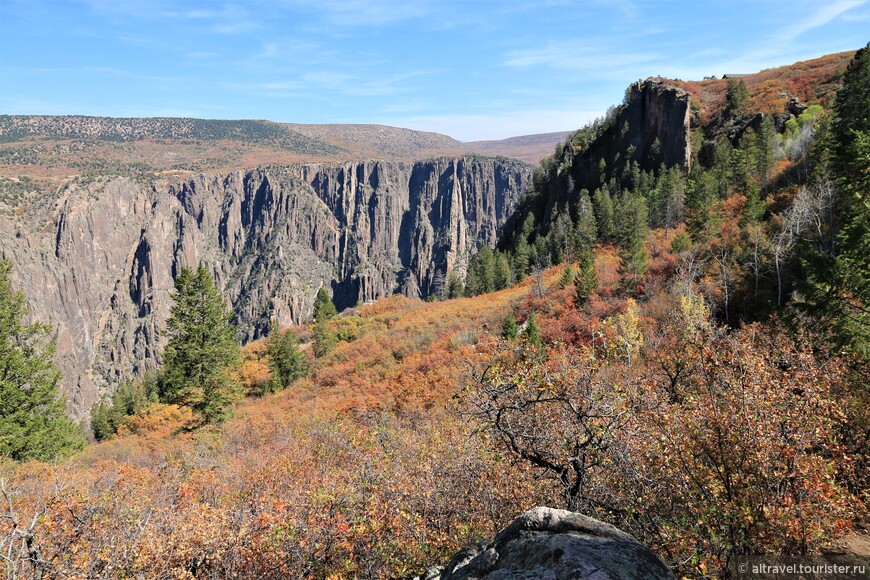 Фото 19-20. Осенний склон каньона