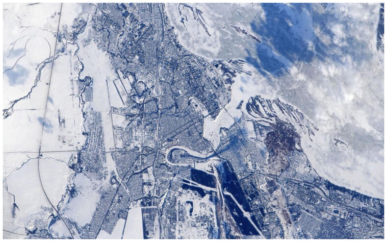 27 фотографий городов России, сделанных космонавтами с МКС: когда родные места особенно прекрасны с высоты орбиты