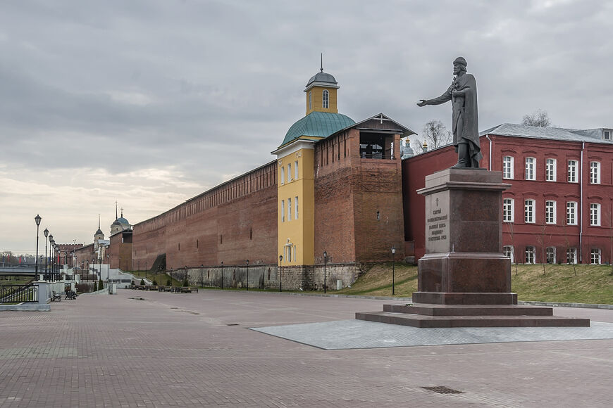 Смоленская набережная