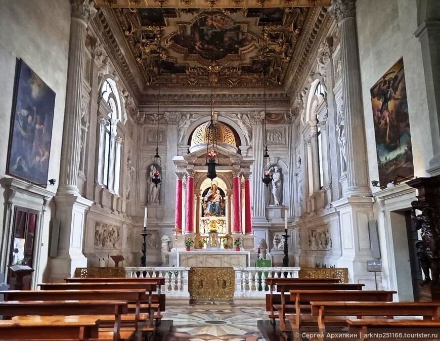 Собор Санти-Джованни-э-Паоло — Пантеон Венеции