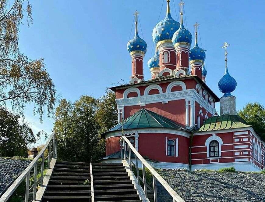 Церковь Димитрия на Крови со стороны апсиды