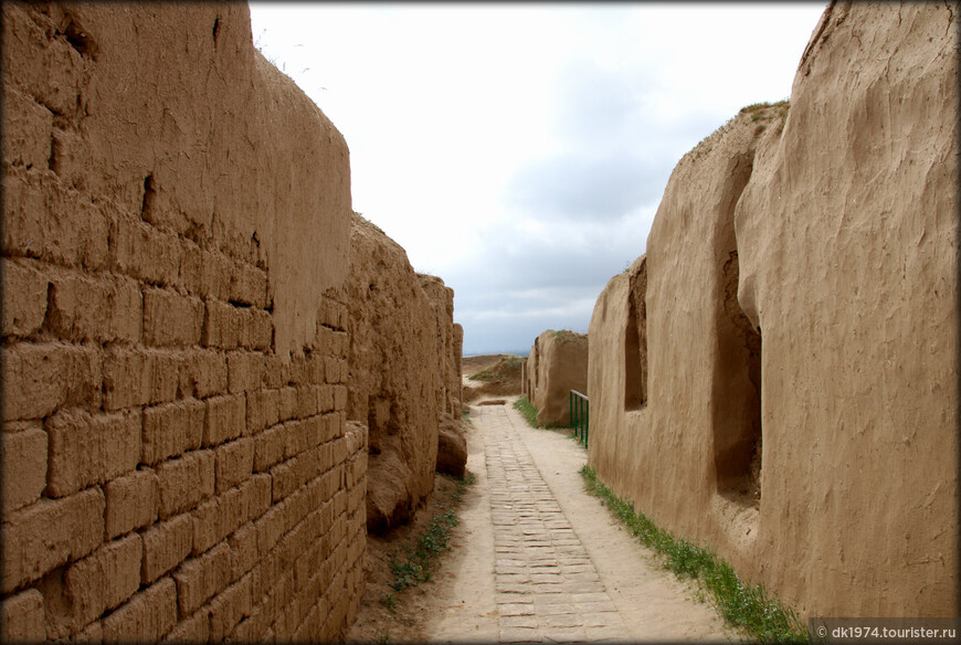 Туркменистан. Древний город Ниса 