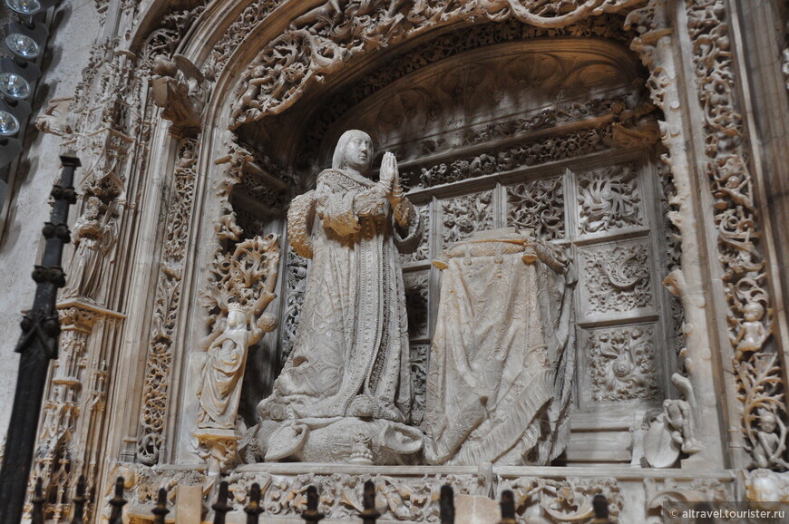 Фрагмент интерьера церкви Мирафлорес в пригороде Бургоса (Кастилия -Леон)