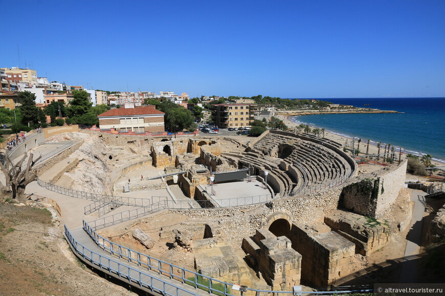 Римский амфитеатр в Таррагоне (Каталония). Объект всемирного наследия Юнеско