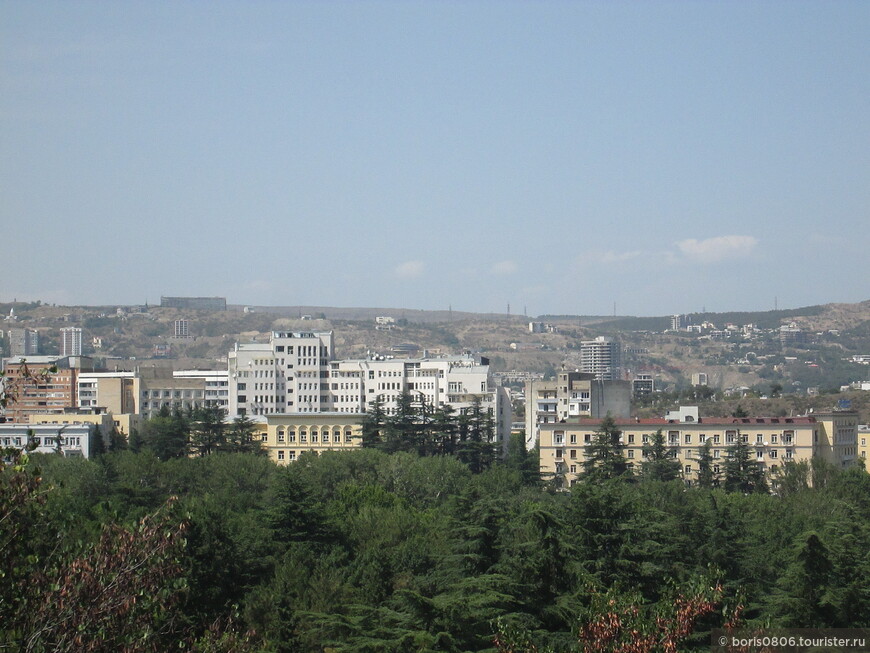 Главный парк на тему ВОВ в Грузии, ныне парк Ваке