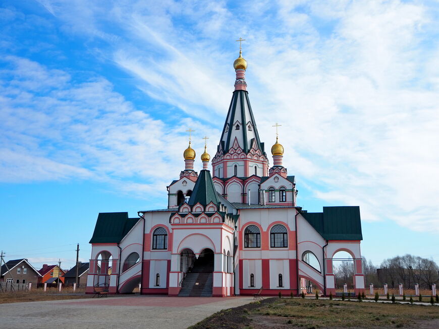 Державная церковь, Ростов Великий. Отели рядом, фото, видео, как ...