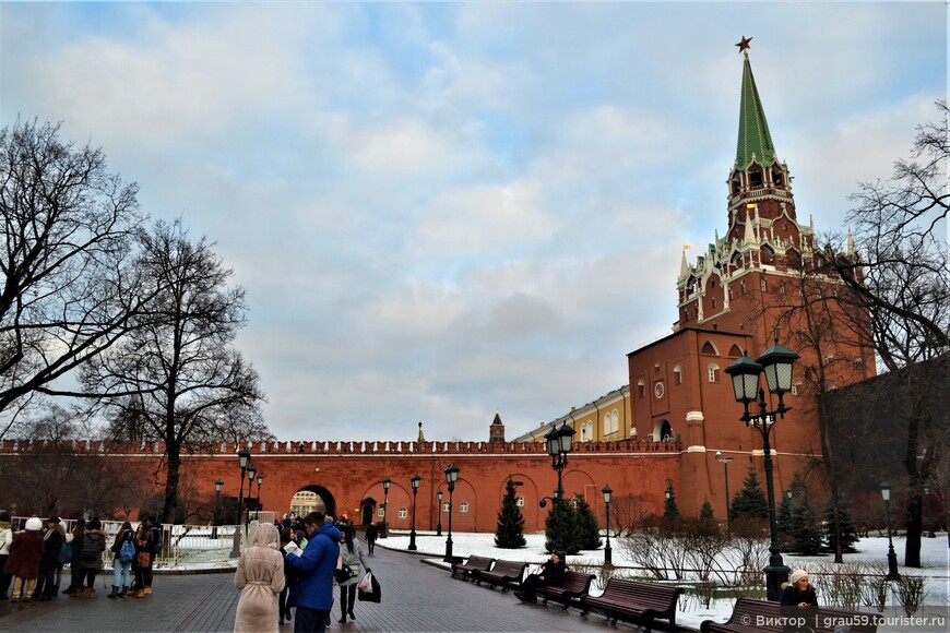 И дольше века длится день в Москве. Часть 3. Вечер в Кремле и на Красной площади