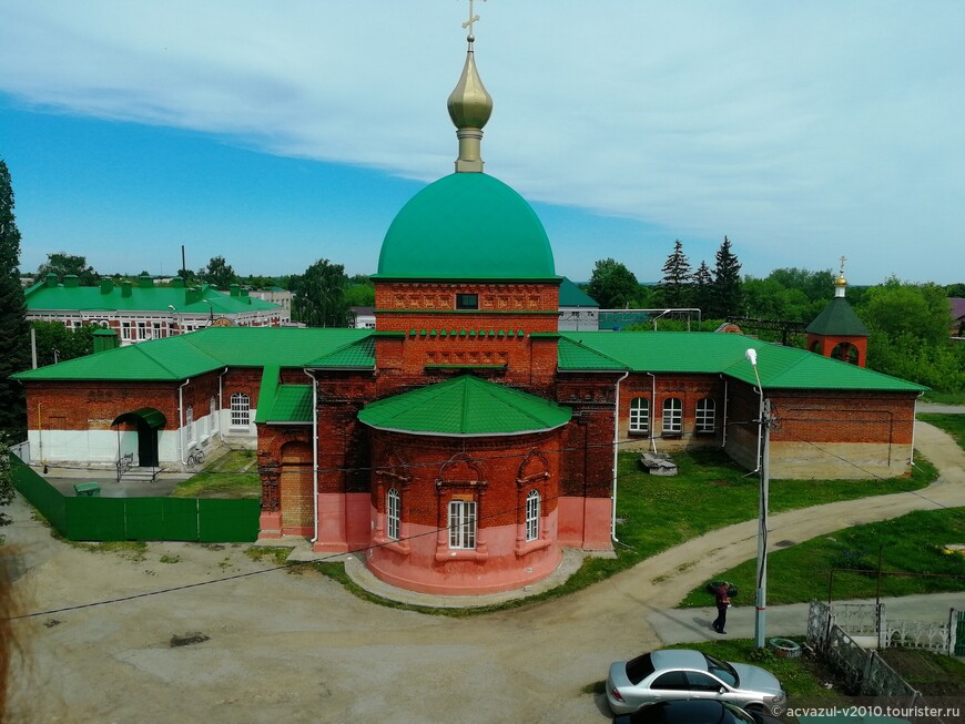 Необычный Храм во Льве Толстом и музей Православия...