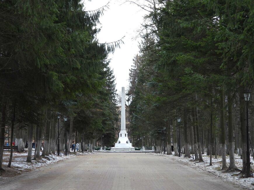 Памятник учёному К.Э. Циолковскому