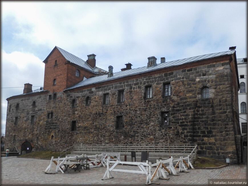 Выборгский замок — Святая крепость