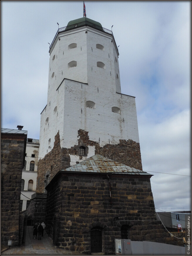 Выборгский замок — Святая крепость