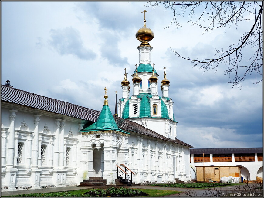  Свято-Введенский Толгский женский монастырь