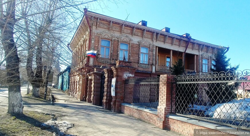 Дом Шишкова  в котором располагается Дом искусств.