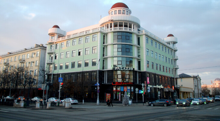 Магазины в центре Грозного