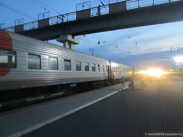 Поезд Абакан-Барнаул — состав с редким типом общего вагона, низкими тарифами и удобным графиком