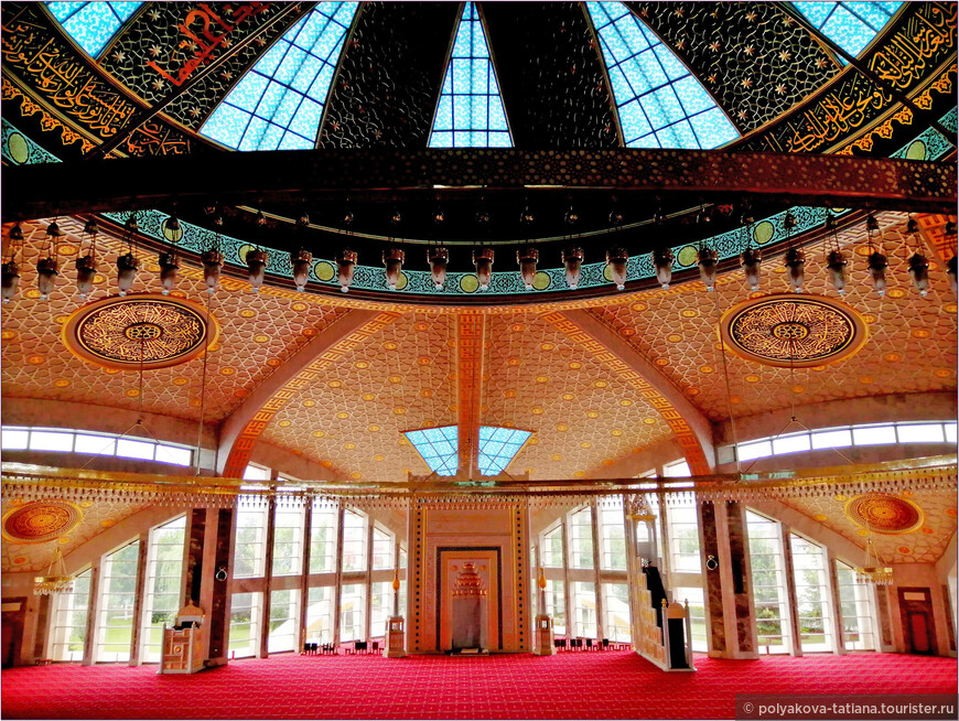 Мечеть, посвященная женщине