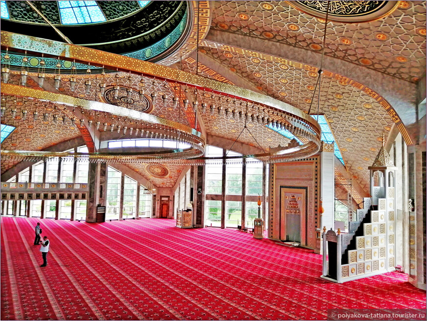 Мечеть, посвященная женщине