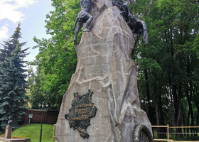 Сквер памяти Героев в Смоленске