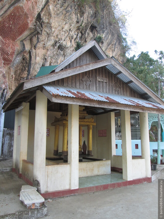 Поездка в пещерный храм Когун — популярный у местных жителей объект паломничества 